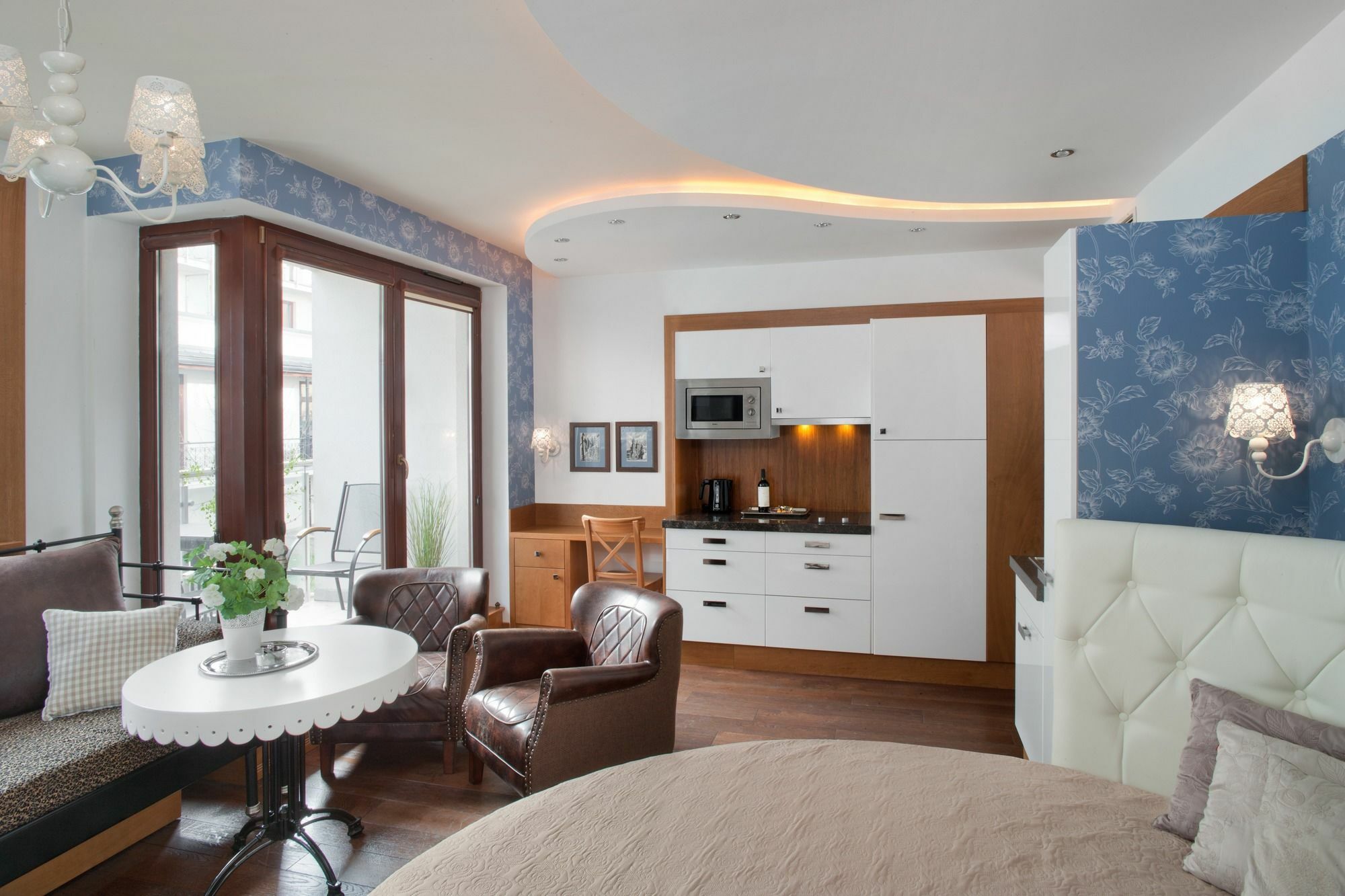 Aparthotel Parkside Old Town 3*